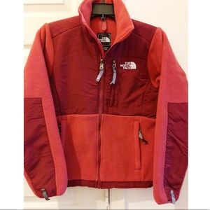XS Burnt Red Denali North Face